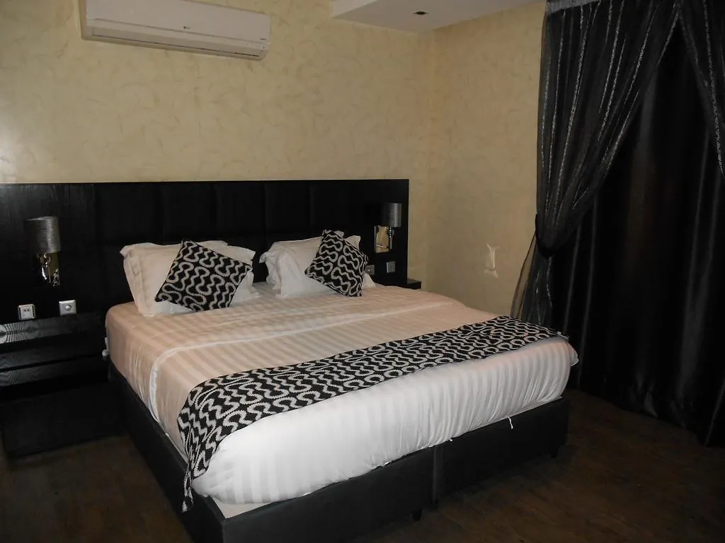 Qasr Al Mosaidya - Al Hamra Aparthotel Jeddah 2*,